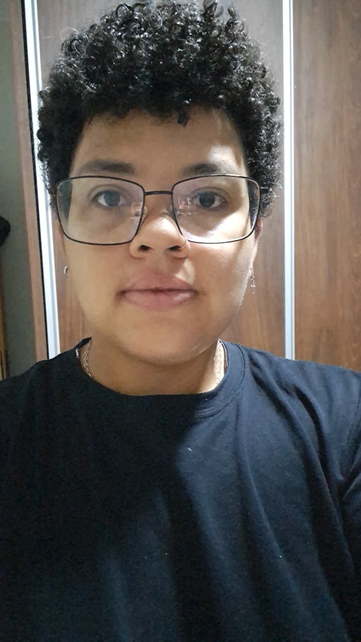 Brenda da Costa Pereira